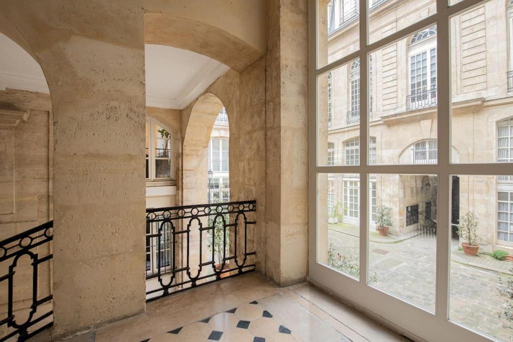 Halles - Luxury In The Heart Of Parijs